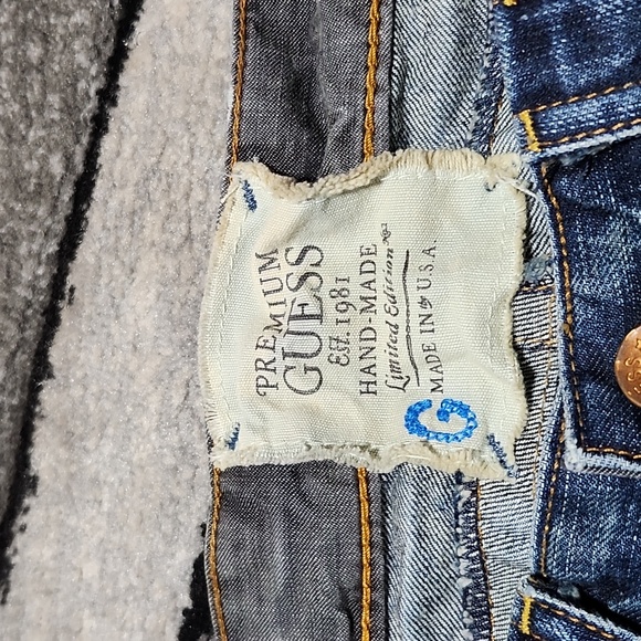 LIMITED EDITION HAND-MADE EMBROIDERED RAW-EDGE PREMIUM GUESS DENIM JEAN - Picture 8 of 14